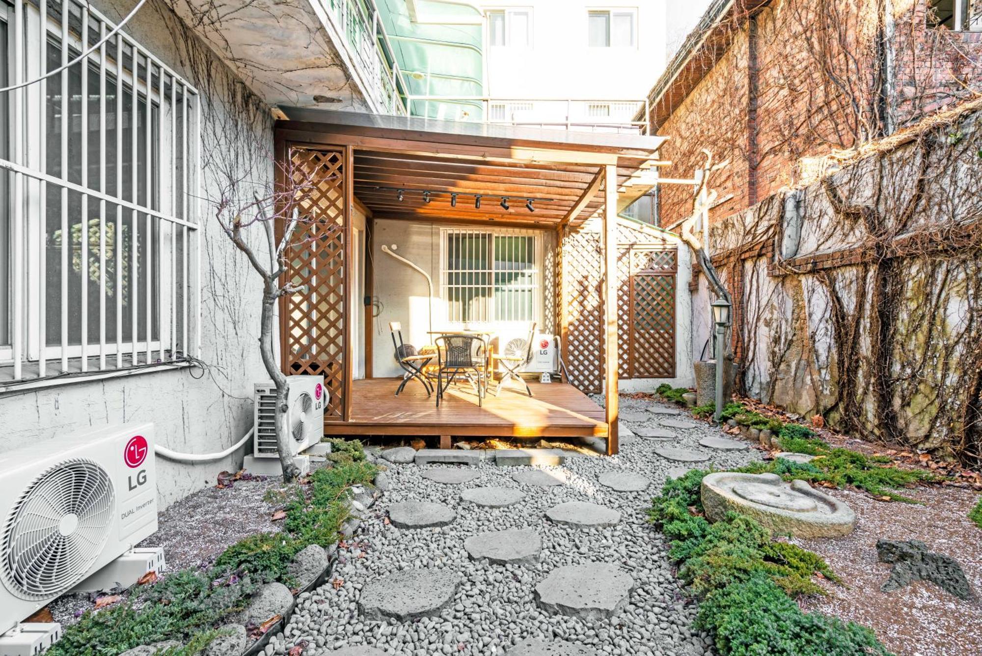 아파트 House Ari *